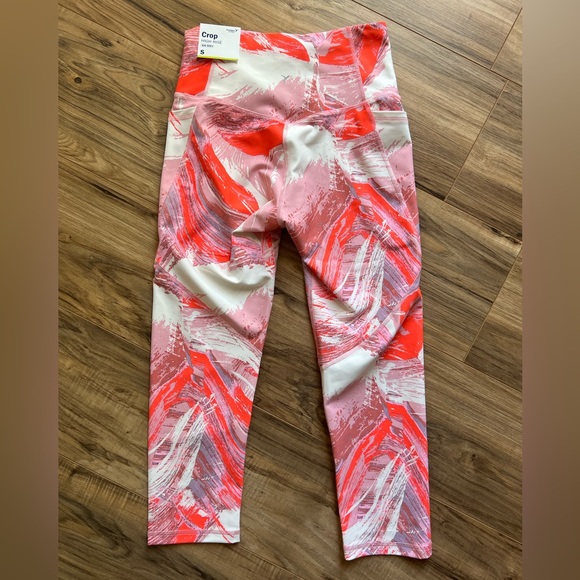 Old Navy Powersoft crop legging - Picture 6 of 6